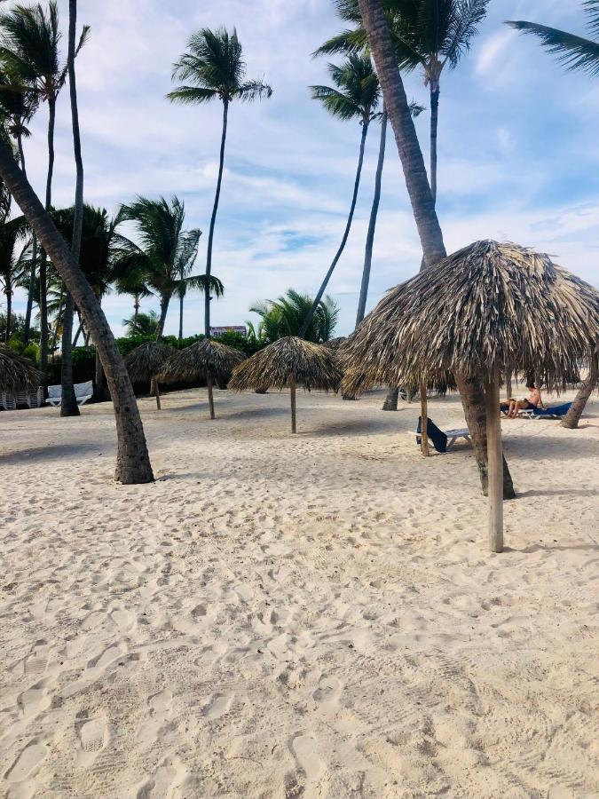 Ducassi Rooftop Pool Luxury Suites Beach Club And Spa Bavaro Exterior photo